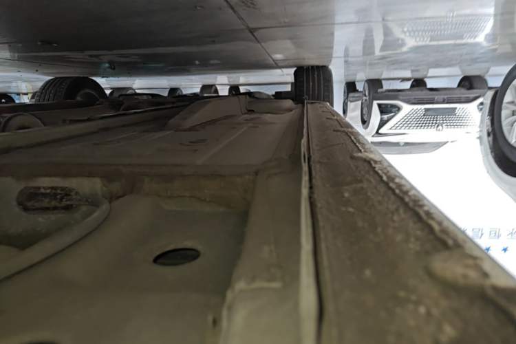 Used Buick GT 2021 1.3T Automatic Mild Hybrid Elite Version Left Side Sill