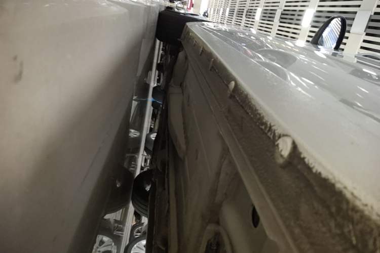 Used Buick GT 2021 Revised Version Flagship 1.5L Automatic Elite Edition Left Side Sill