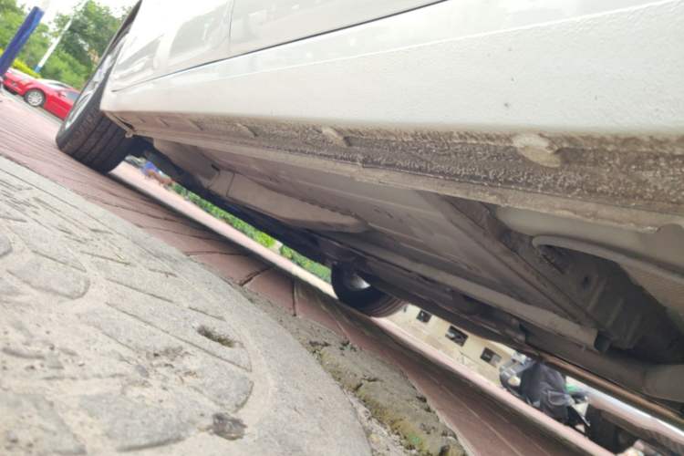 Used Buick GT 2021 1.3T Automatic Mild Hybrid Elite Version Left Side Sill