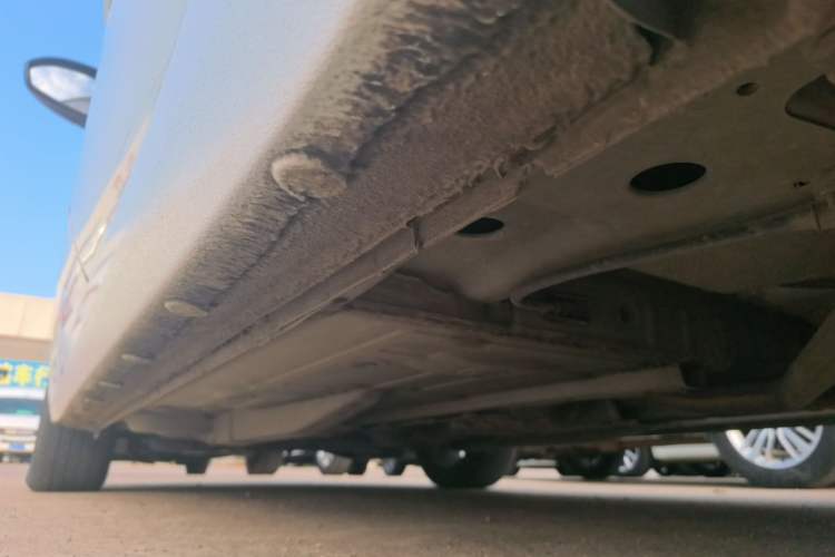 Used Buick GT 2021 Revised Version Flagship 1.5L Automatic Elite Edition Left Side Sill