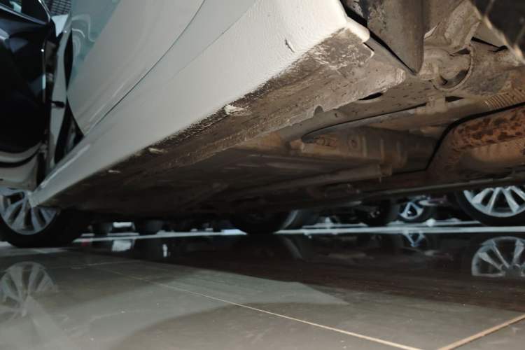 Used Buick GT 2021 Revised Version Flagship 1.5L Automatic Elite Edition Left Side Sill