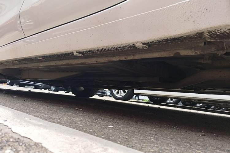 Used Buick GT 2021 Revised Version Flagship 1.5L Automatic Elite Edition Left Side Sill