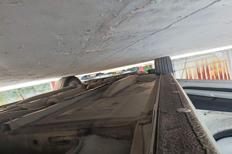 Used Buick GT 2021 1.3T Automatic Mild Hybrid Elite Version Left Side Sill