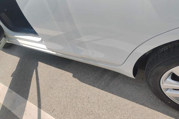 Used Buick GT 2021 Revised Version Flagship 1.5L Automatic Elite Edition Left Side Sill