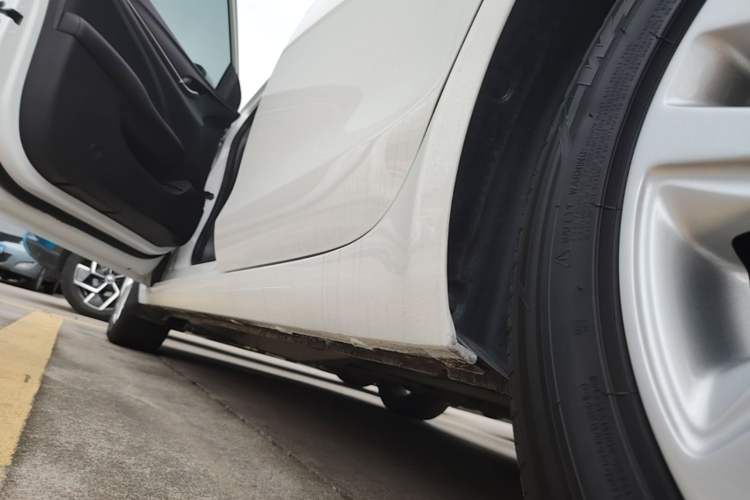 Used Buick GT 2021 Revised Version Flagship 1.5L Automatic Elite Edition Left Side Sill