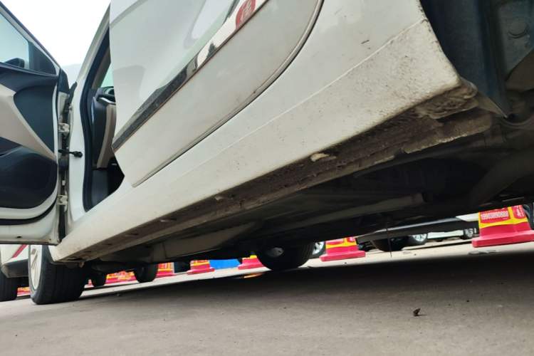 Used Buick GT 2021 Exemplar 1.5L Automatic Elite Version Left Side Sill