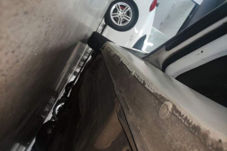 Used Buick GT 2021 Exemplar 1.5L Automatic Elite Version Left Side Sill