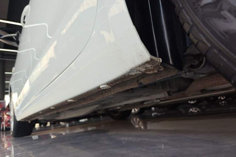 Used Buick GT 2021 Revised Version Flagship 1.5L Automatic Elite Edition Left Side Sill