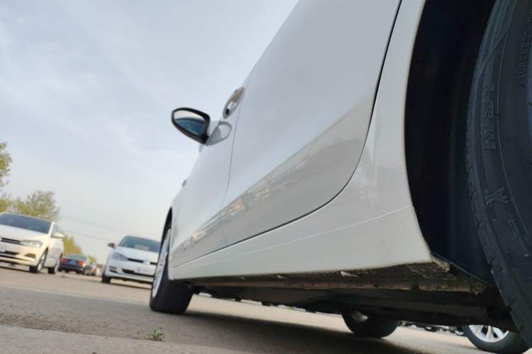 Used Buick GT 2021 Revised Version Flagship 1.5L Automatic Elite Edition Left Side Sill