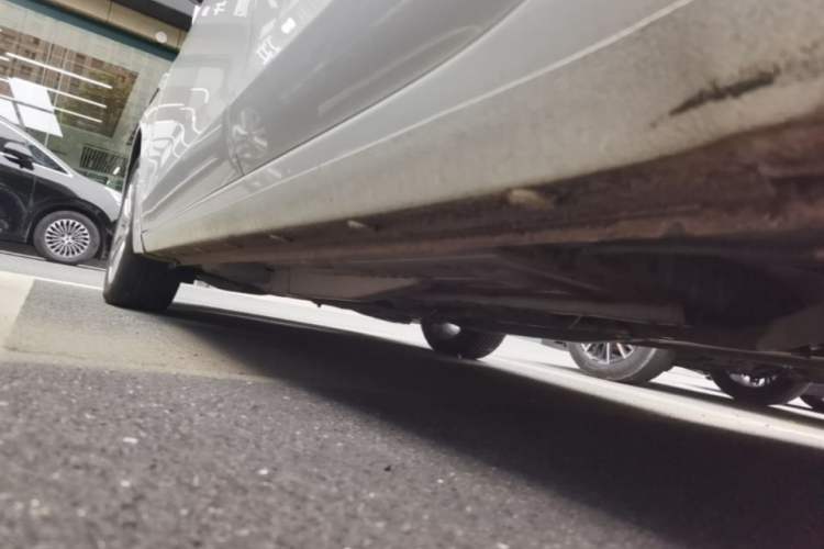 Used Buick GT 2021 Revised Version Flagship 1.5L Automatic Elite Edition Left Side Sill