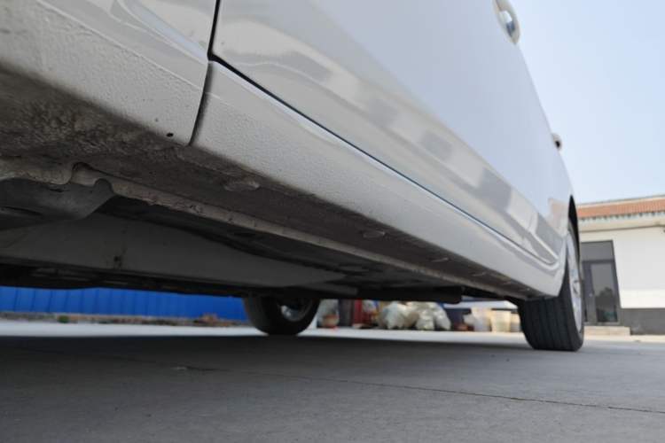Used Buick GT 2021 Revised Version Flagship 1.5L Automatic Entry-Level Trim Left Side Sill