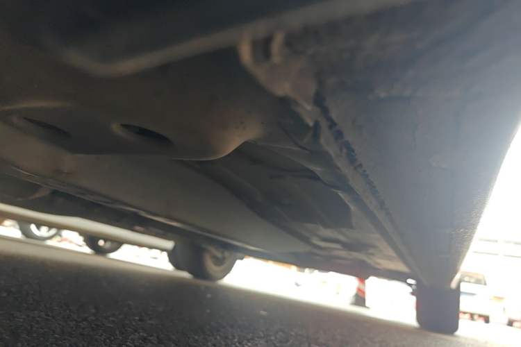 Used Buick GT 2021 Revised Version Flagship 1.5L Automatic Entry-Level Trim Left Side Sill