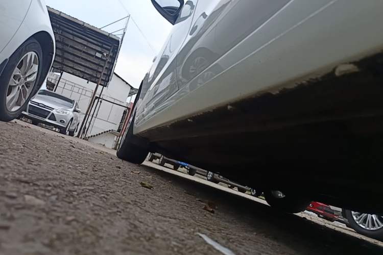 Used Buick GT 2021 1.3T Automatic Mild Hybrid Entry Model Left Side Sill