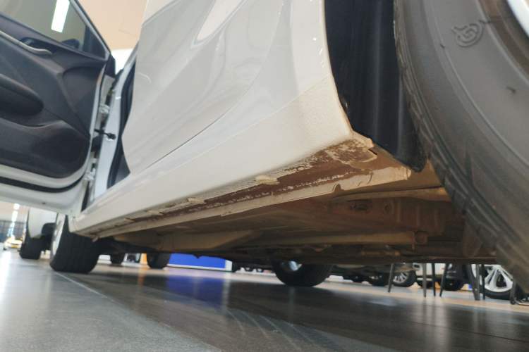 Used Buick GT 2021 Revised Version Flagship 1.5L Automatic Elite Edition Left Side Sill