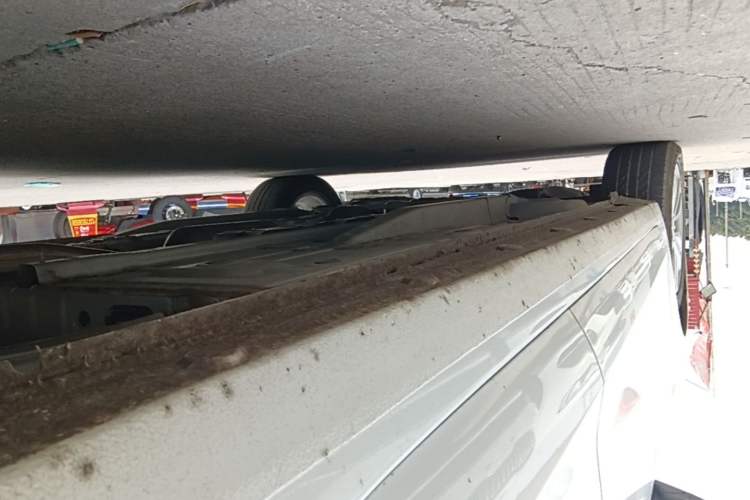 Used Buick GT 2021 Revised Version Flagship 1.5L Automatic Elite Edition Left Side Sill