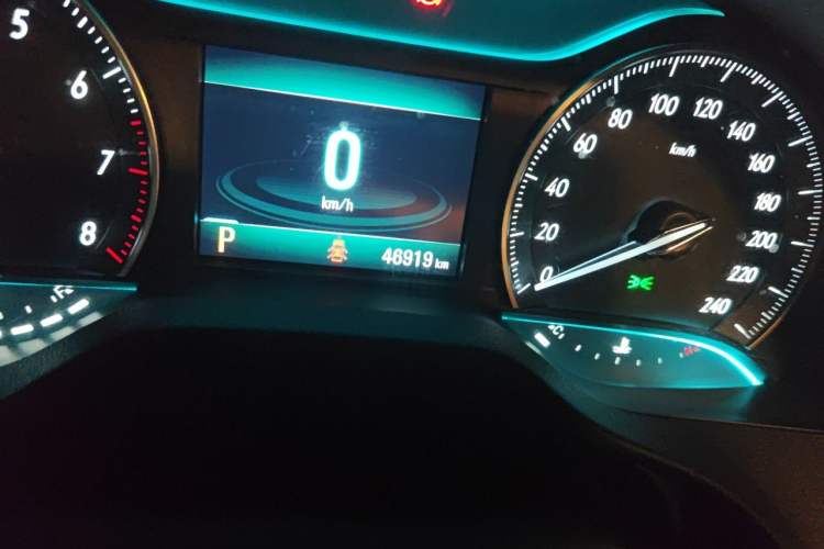 Used Buick GT 2021 Exemplar 1.5L Automatic Elite Version Odometer Close Up