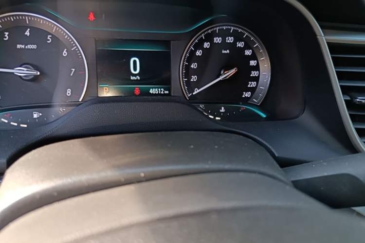 Used Buick GT 2021 1.3T Automatic Mild Hybrid Elite Version Odometer Close Up