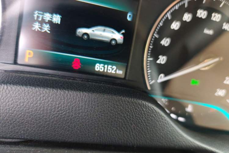 Used Buick GT 2021 Exemplar 1.5L Automatic Elite Version Odometer Close Up