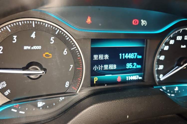 Used Buick GT 2021 1.3T Automatic Mild Hybrid Elite Version Odometer Close Up