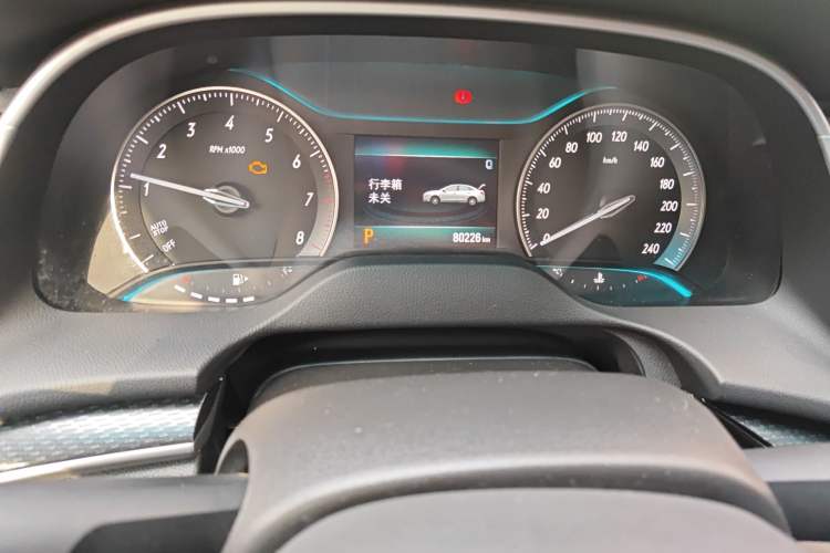 Used Buick GT 2021 1.3T Automatic Mild Hybrid Elite Version Odometer Close Up