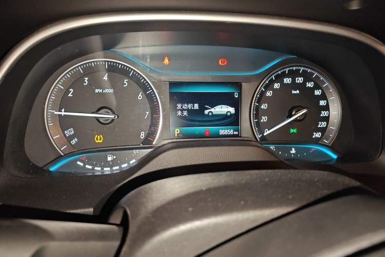 Used Buick GT 2021 Exemplar 1.5L Automatic Elite Version Odometer Close Up