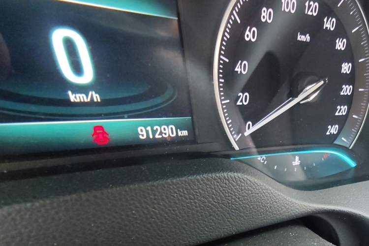 Used Buick GT 2021 Exemplar 1.5L Automatic Elite Version Odometer Close Up