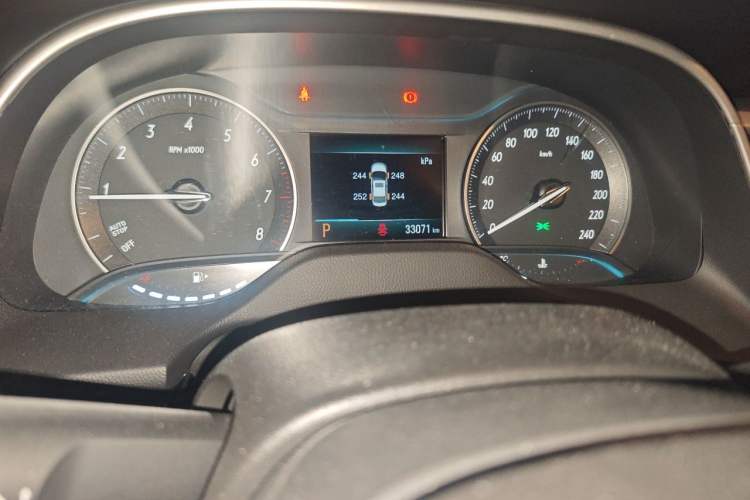 Used Buick GT 2021 Revised Version 1.3T Automatic Mild Hybrid Elite Edition Odometer Close Up