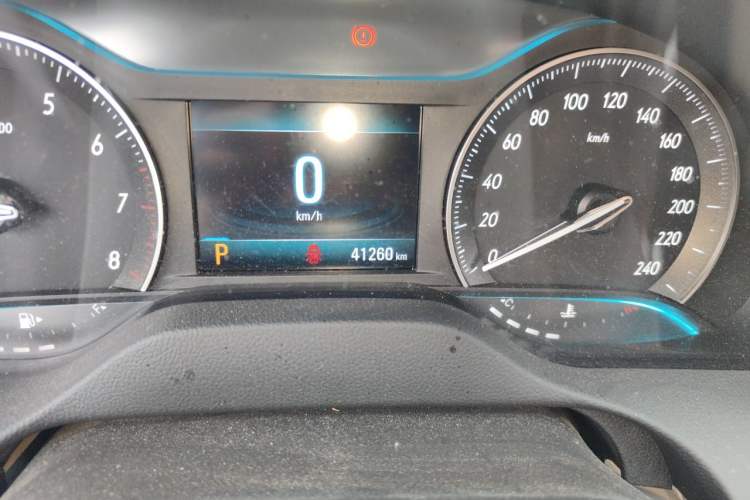 Used Buick GT 2021 Exemplar 1.5L Automatic Elite Version Odometer Close Up