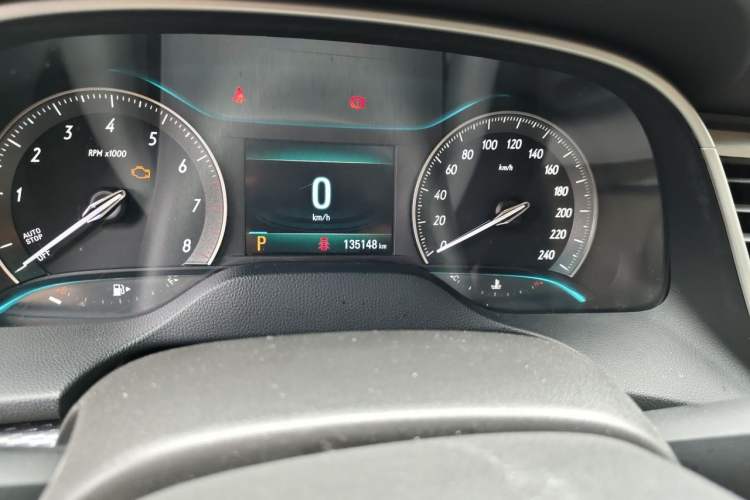 Used Buick GT 2021 Exemplar 1.5L Automatic Elite Version Odometer Close Up