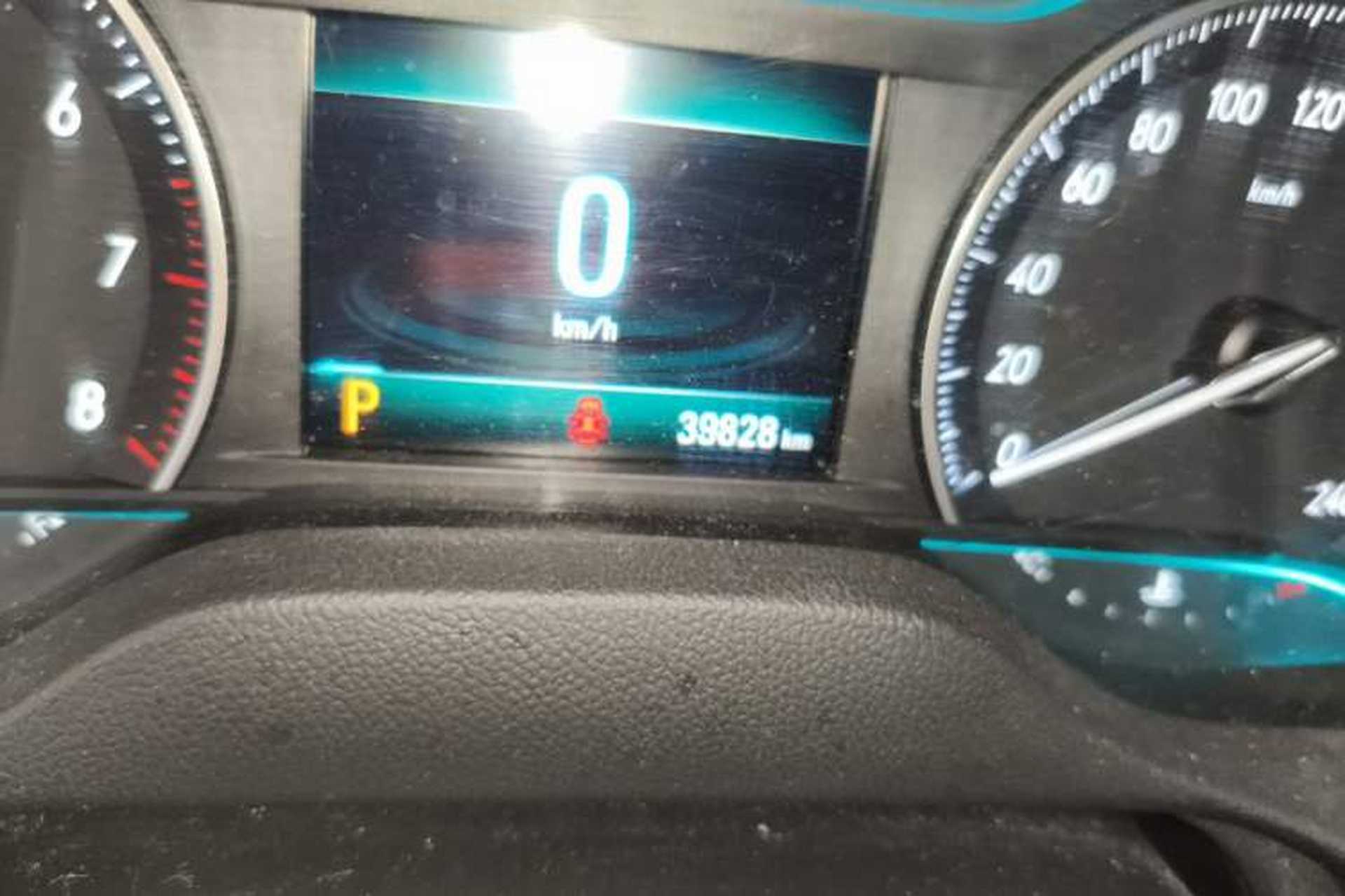 Used Buick GT 2021 Revised Version Flagship 1.5L Automatic Entry-Level Trim Odometer Close Up