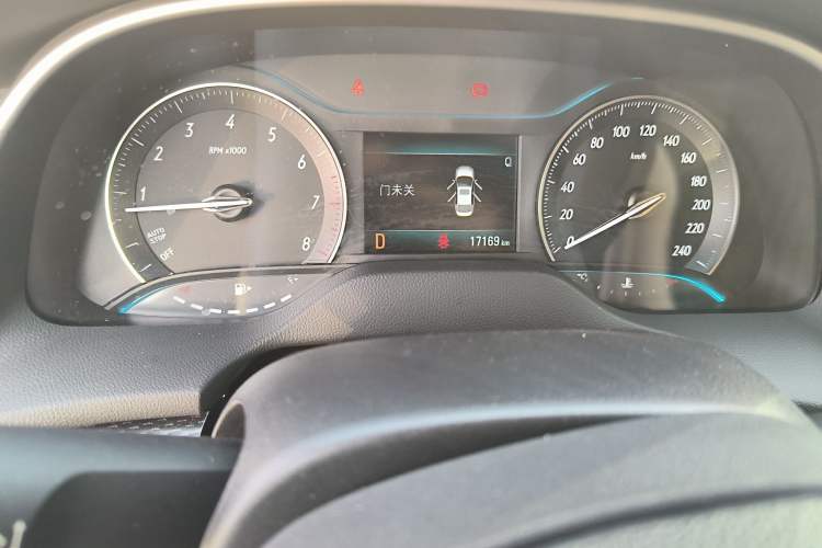 Used Buick GT 2021 Exemplar 1.5L Automatic Elite Version Odometer Close Up