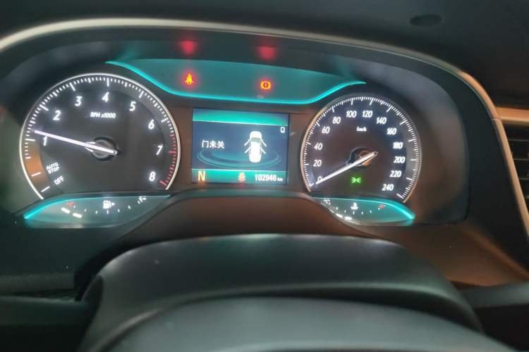 Used Buick GT 2021 Revised Version 1.3T Automatic Mild Hybrid Elite Edition Odometer Close Up