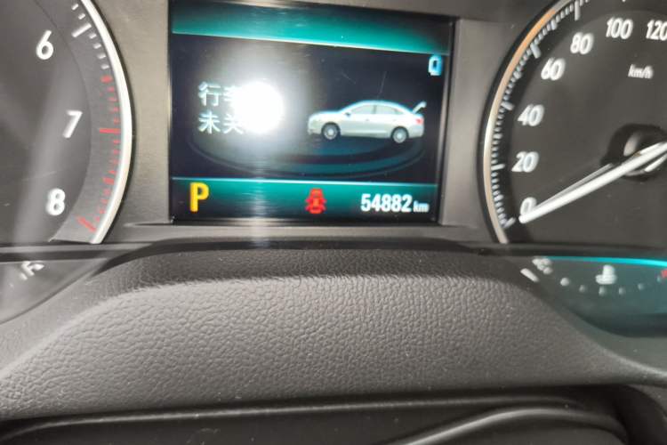 Used Buick GT 2021 Exemplar 1.5L Automatic Elite Version Odometer Close Up