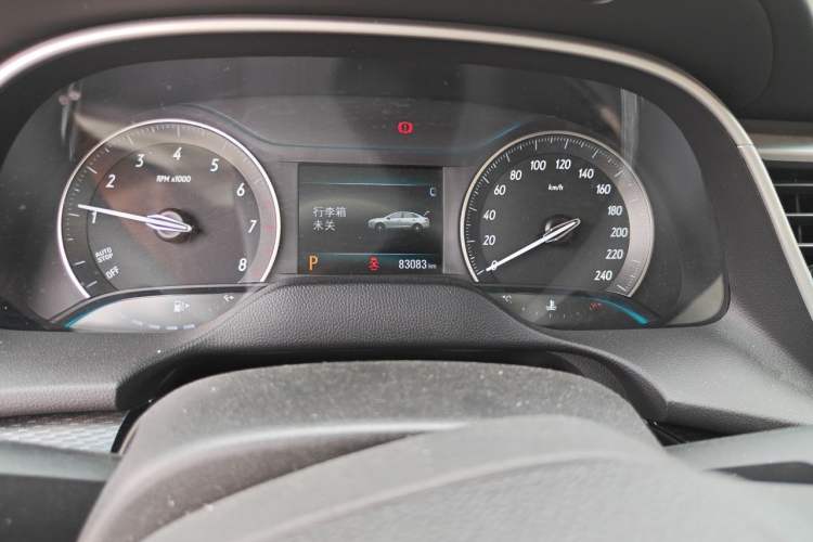 Used Buick GT 2021 Revised Version 1.3T Automatic Mild Hybrid Elite Edition Odometer Close Up