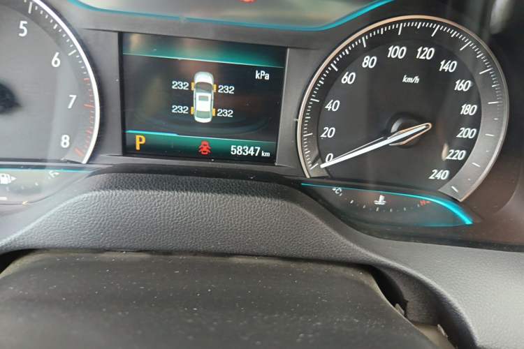 Used Buick GT 2021 Exemplar 1.5L Automatic Elite Version Odometer Close Up