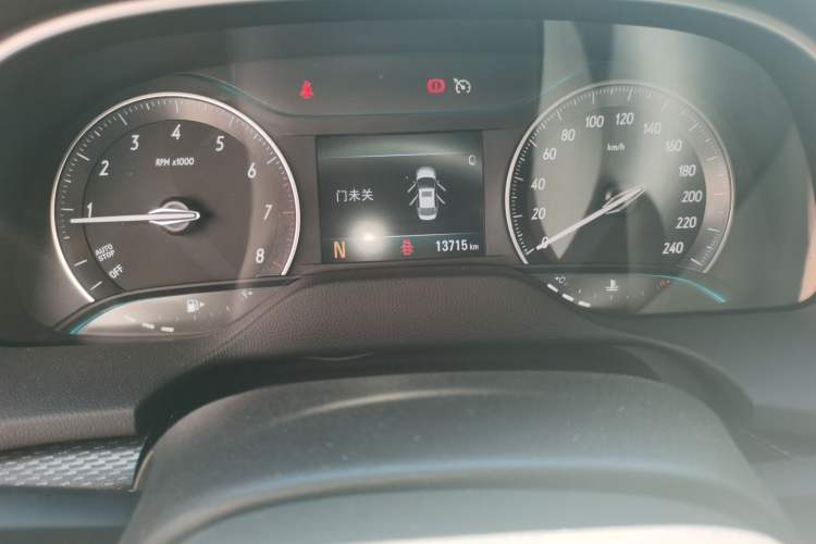 Used Buick GT 2021 Revised Version 1.3T Automatic Mild Hybrid Elite Edition Odometer Close Up