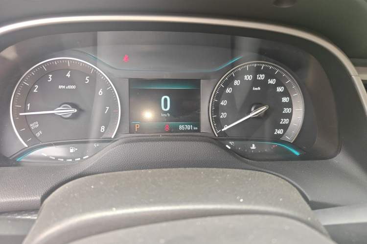 Used Buick GT 2021 Exemplar 1.5L Automatic Elite Version Odometer Close Up