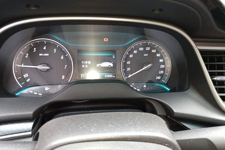 Used Buick GT 2021 1.3T Automatic Mild Hybrid Elite Version Odometer Close Up