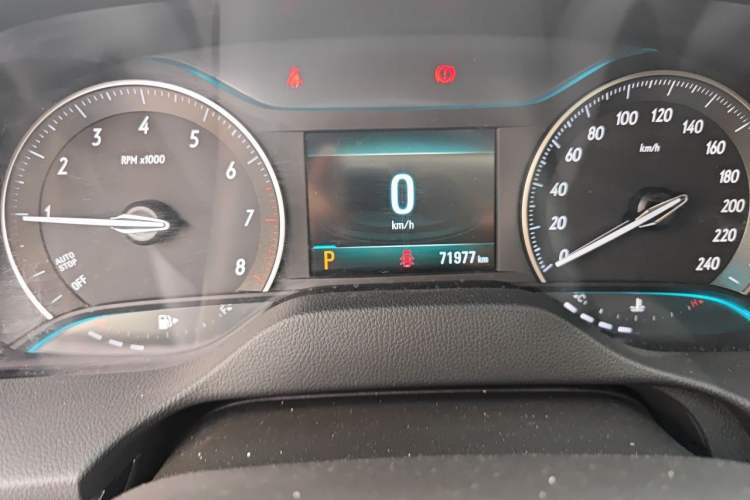 Used Buick GT 2021 Revised Version 1.3T Automatic Mild Hybrid Elite Edition Odometer Close Up