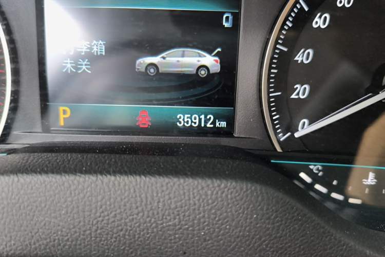 Used Buick GT 2021 Revised Version 1.3T Automatic Mild Hybrid Elite Edition Odometer Close Up