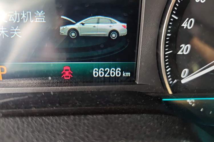 Used Buick GT 2021 Exemplar 1.5L Automatic Entry-Level Trim Odometer Close Up