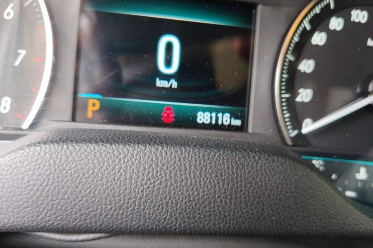 Used Buick GT 2021 1.3T Automatic Mild Hybrid Elite Version Odometer Close Up