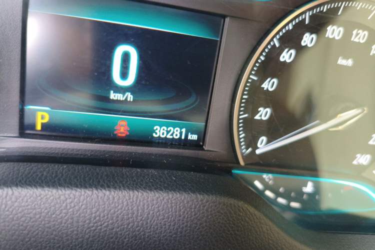 Used Buick GT 2021 Exemplar 1.5L Automatic Elite Version Odometer Close Up