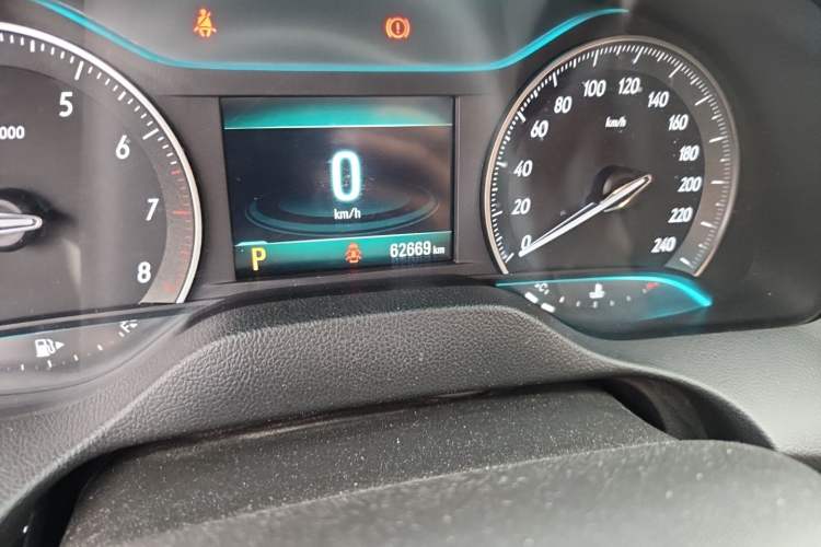 Used Buick GT 2021 Revised Version 1.3T Automatic Mild Hybrid Elite Edition Odometer Close Up