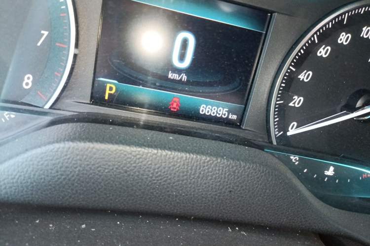 Used Buick GT 2021 Revised Version Flagship 1.5L Automatic Elite Edition Odometer Close Up
