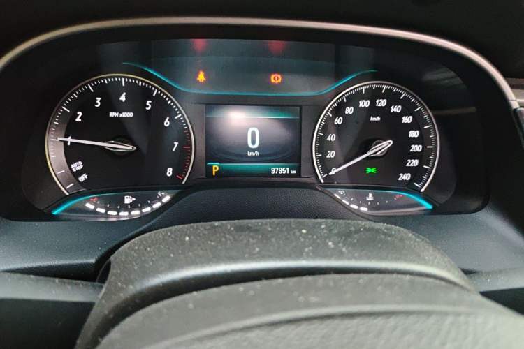 Used Buick GT 2021 1.3T Automatic Mild Hybrid Elite Version Odometer Close Up