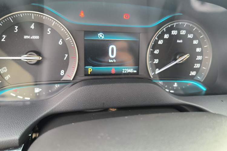 Used Buick GT 2021 1.3T Automatic Mild Hybrid Elite Version Odometer Close Up