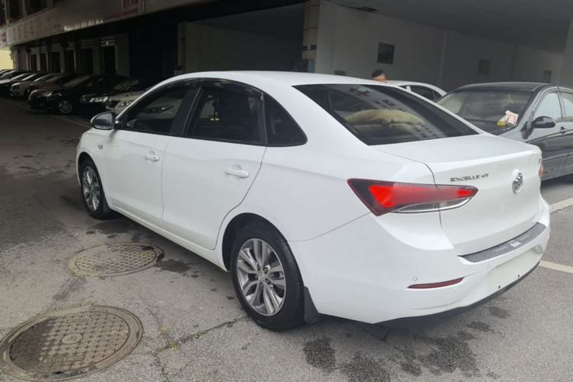 Used Buick GT 2021 1.3T Automatic Mild Hybrid Elite Version Rear Left 45 Deg