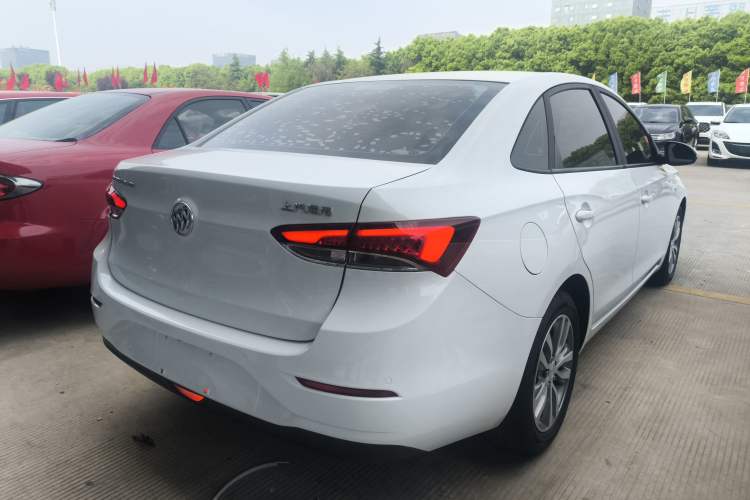 Used Buick GT 2021 1.3T Automatic Mild Hybrid Elite Version Rear Right 45 Deg