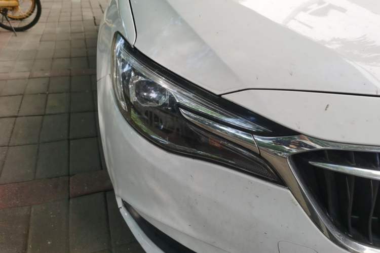 Used Buick GT 2021 Revised Version Flagship 1.5L Automatic Elite Edition Right Front Headlight